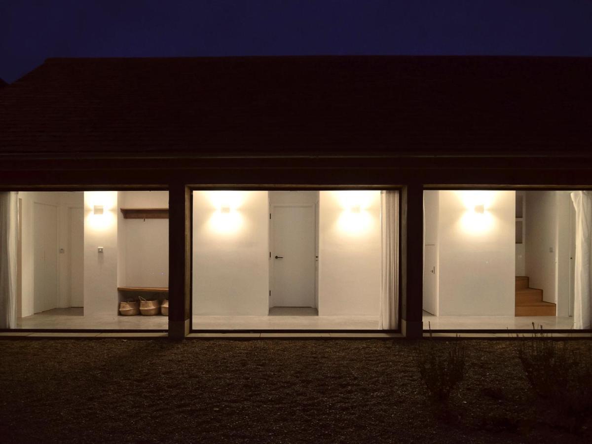 High Cogges Farm Holiday Cottages - The Cart Shed Witney Exterior foto